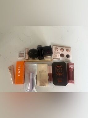 Bundle Makeup Fenty Morphe Natasha Merit Huda tarte mascara gloss shadow powder